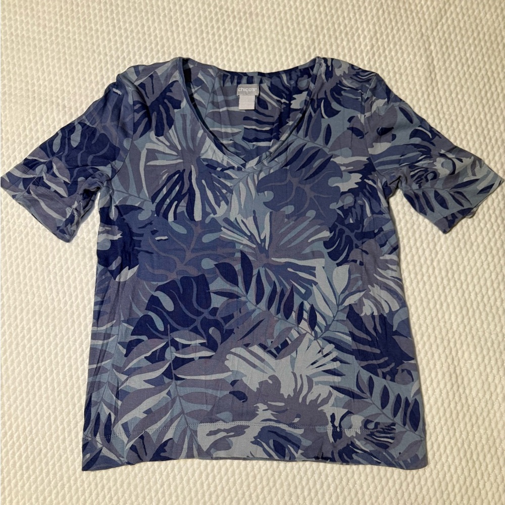Chico’s Leaf Patterned Blouse - Chico’s Size 1 (US M)